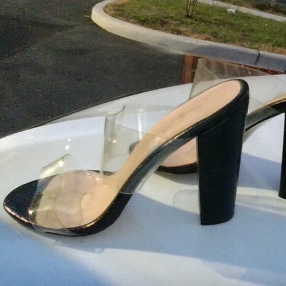 Only Maker Clear Strap Heels – Black Toe Cap, Y2K-Inspired, Size 9.5-10 - Picture 2 of 4